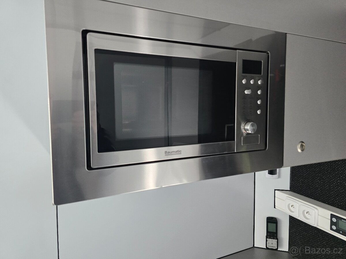 Prodám speciál MB Sprinter 519 CDI, 4x4 - částečně pancéřova - 18