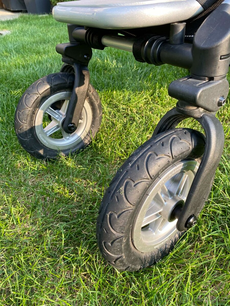 kočárek Easywalker - 18