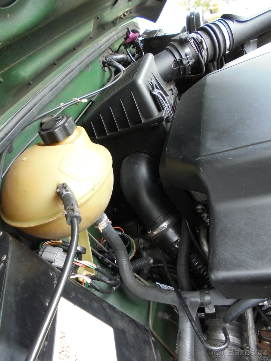 Land Rover Defender 2,5 TD5 - 90 kW - 18