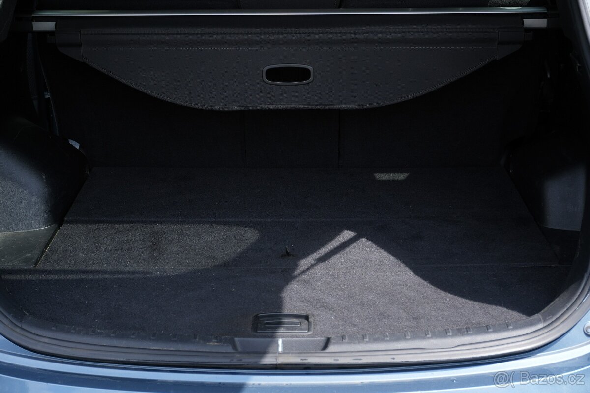 Hyundai Santa Fe 2.2 CRDI 147 kW, Tažné, Kamera, Keyless - 18