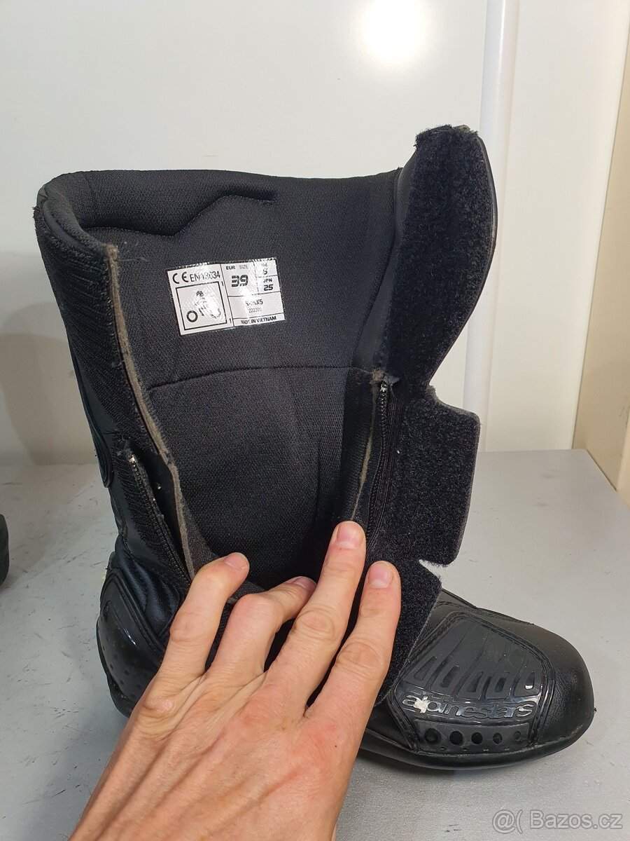 39 Alpinestars SMX-5 Vysoke boty na motorku Vel. - 18