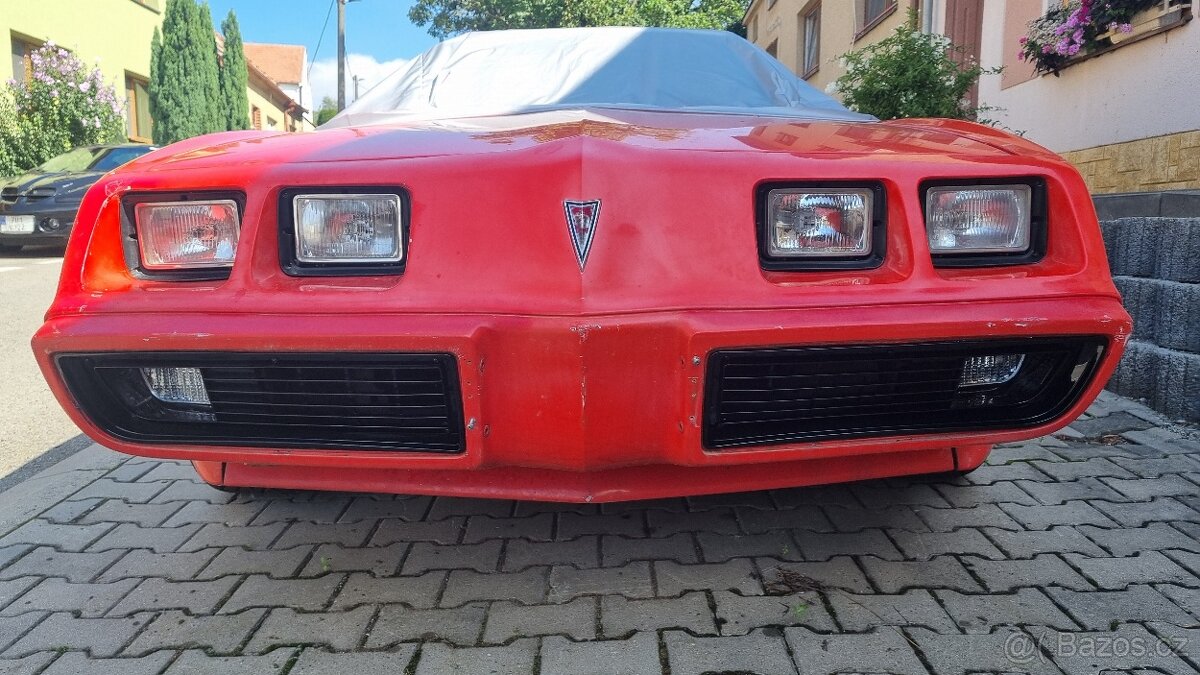 Prodám pontiac firebird esprit 1979 6.6l - 18