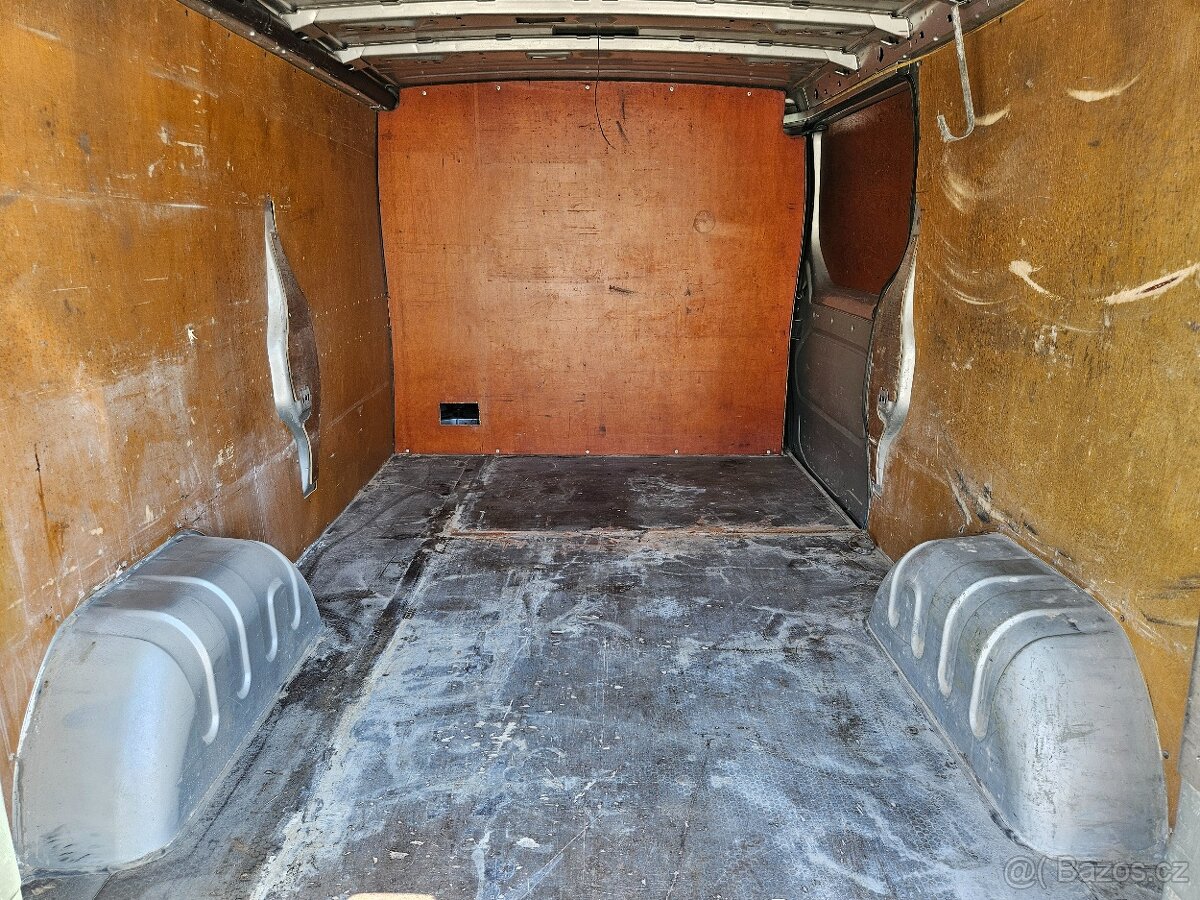 RENAULT TRAFIC 2.5DCI 107KW LONG 2009 VELKÝ SERVIS - 18