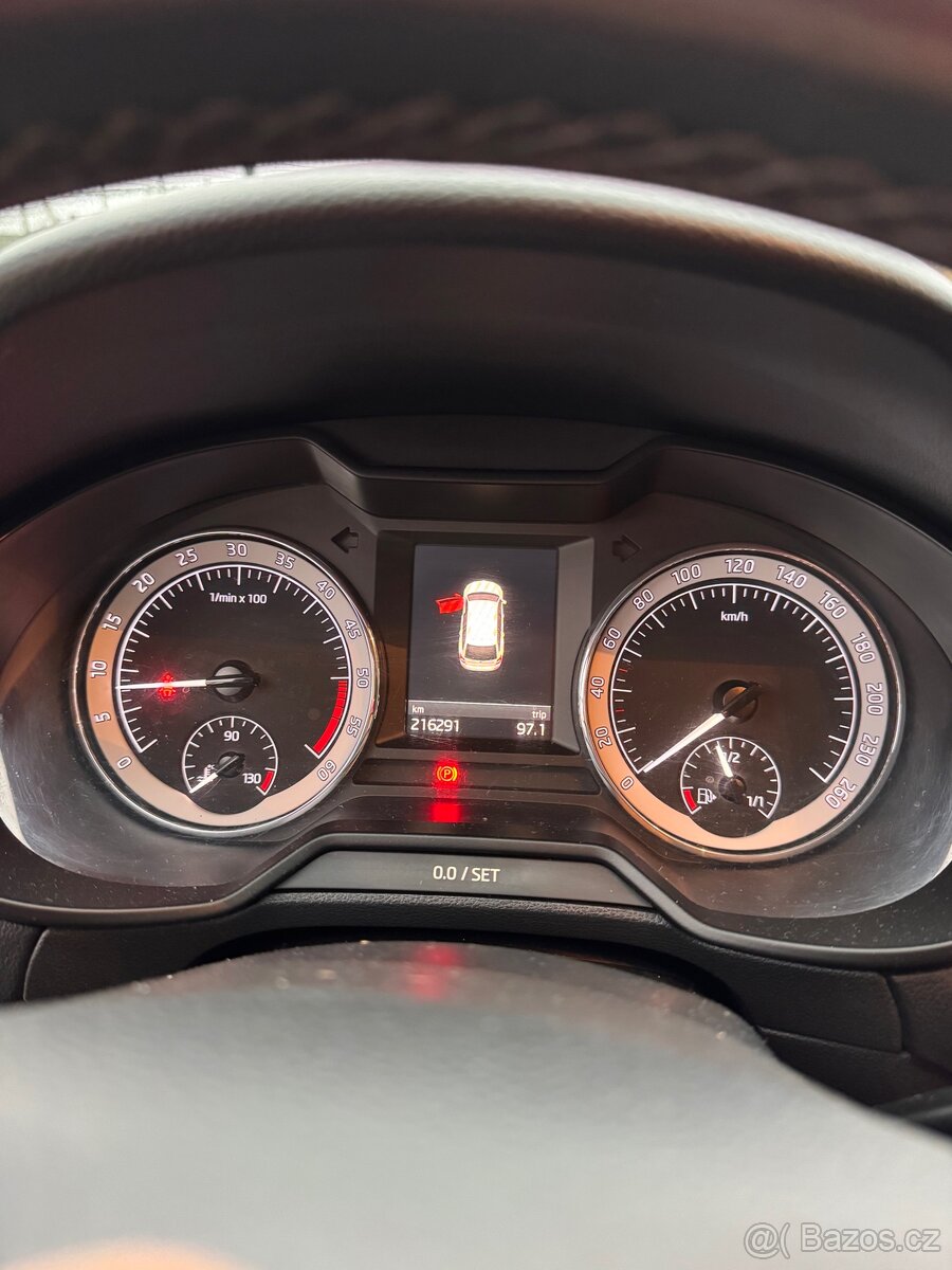 Škoda Octavia 1.6 TDI 85kw - 18