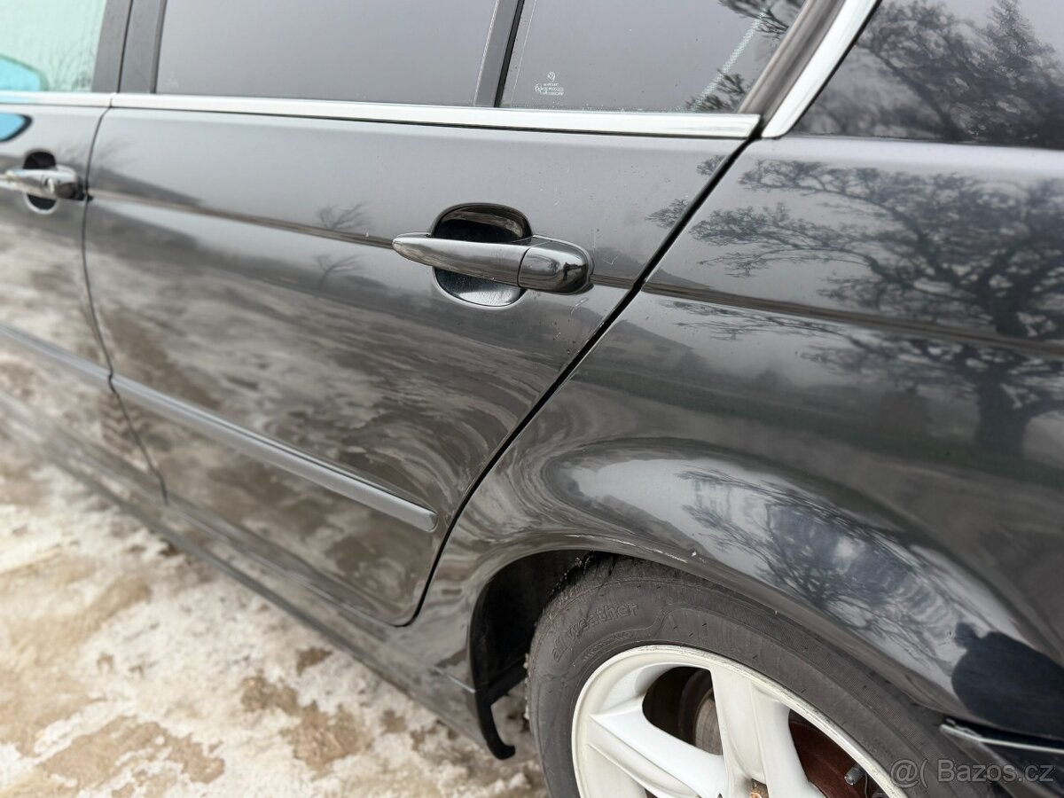 BMW 320i E46 sedan, 110 kW, benzín, automat, 1999, černá - 18