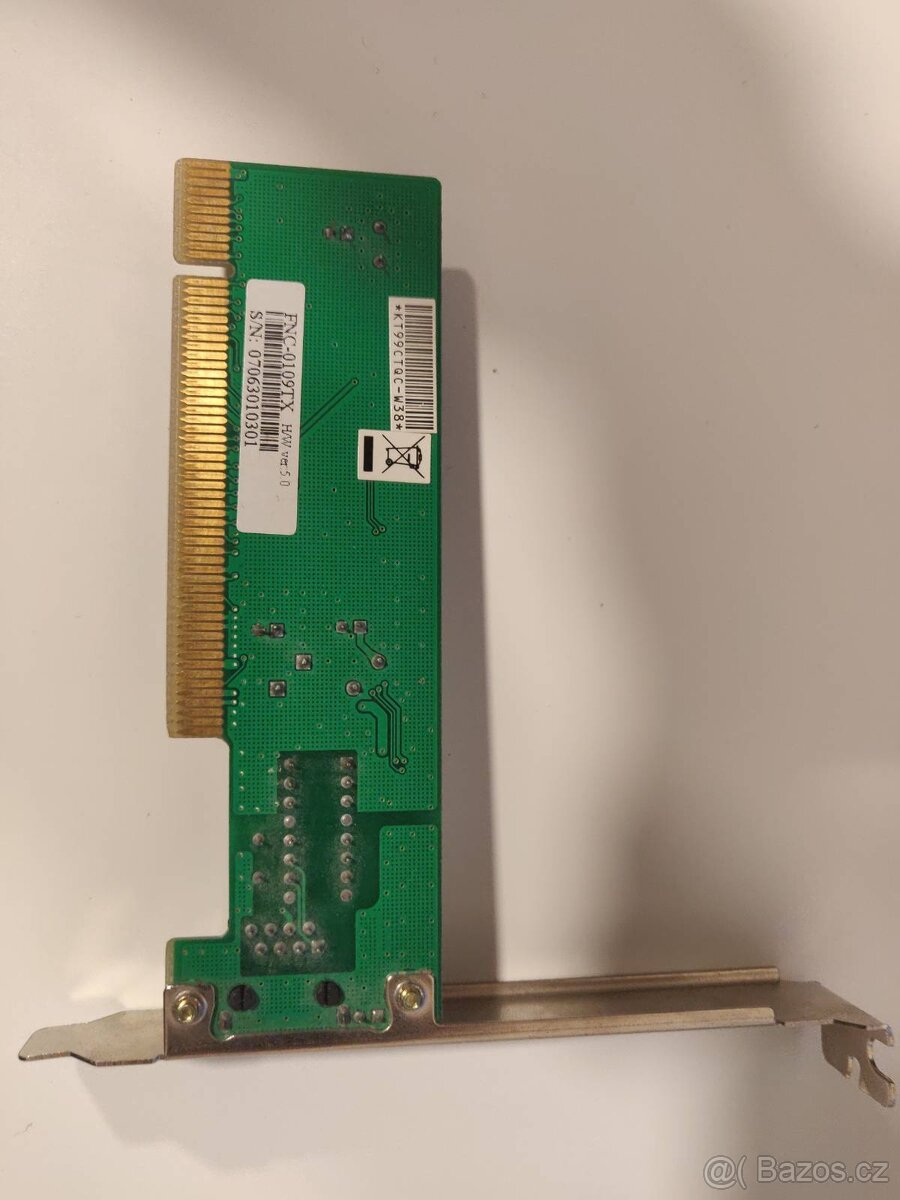 Starší AGP PCI karty - 18