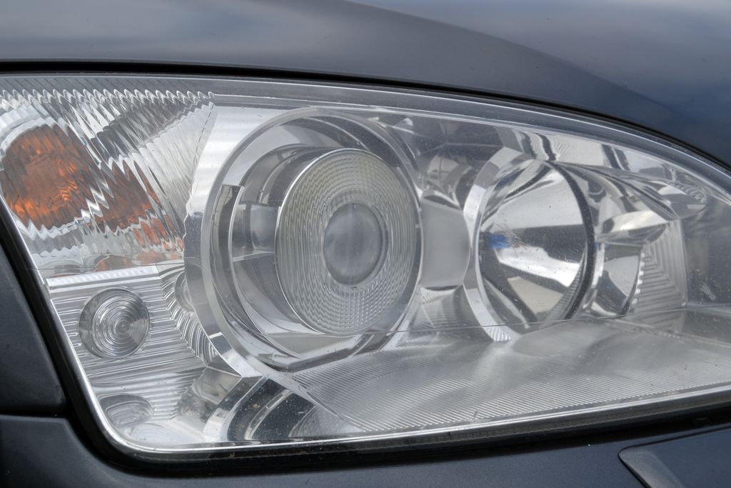 Ford Mondeo 2.2 TDCI 114kW Futura kombi - 18