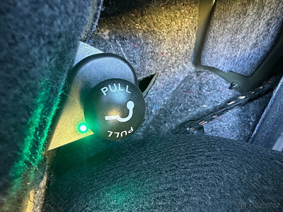 Audi Q3 1.4TSI/110kW 1.Maj. Xenon / MANUÁL r.v.2015 - 4x2 - 18