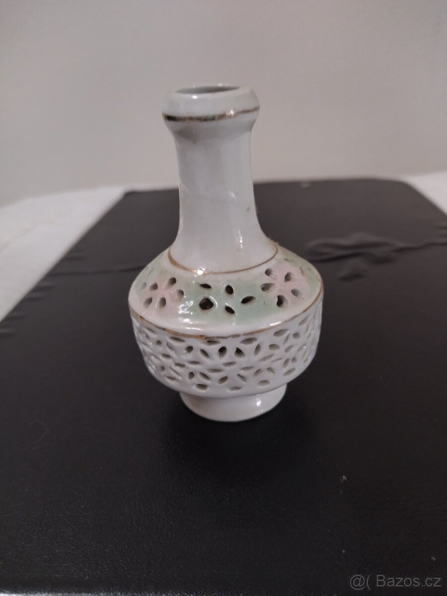 ČÍNSKÝ PORCELÁN - 18