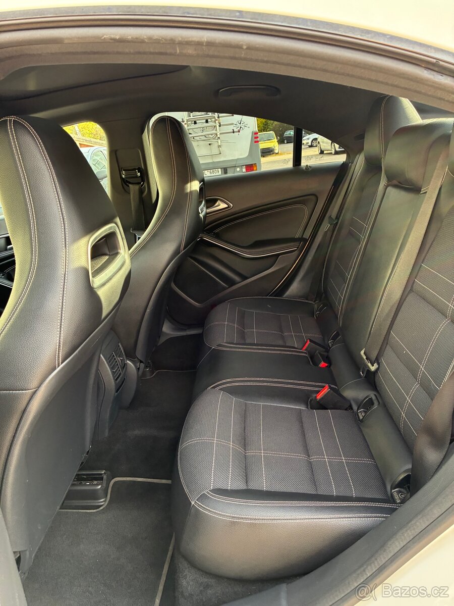Mercedes-Benz CLA180 - 18