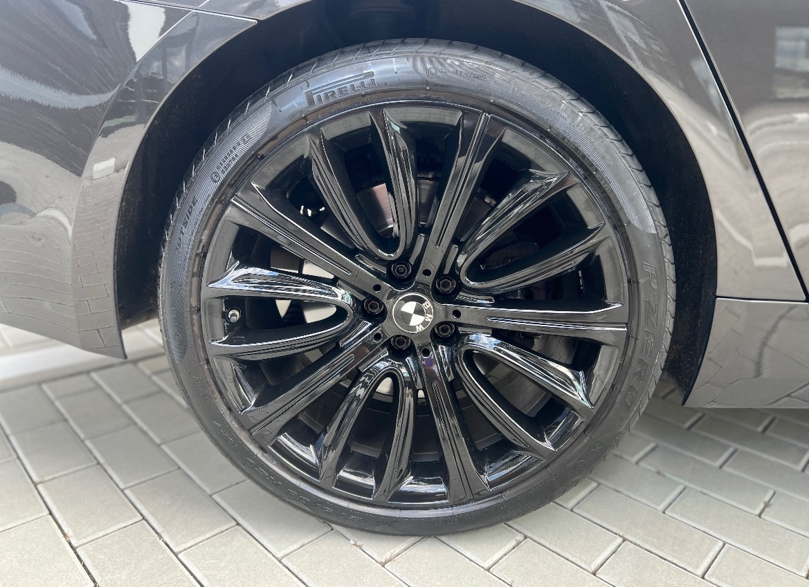 BMW G30 530D LUXURY - 18