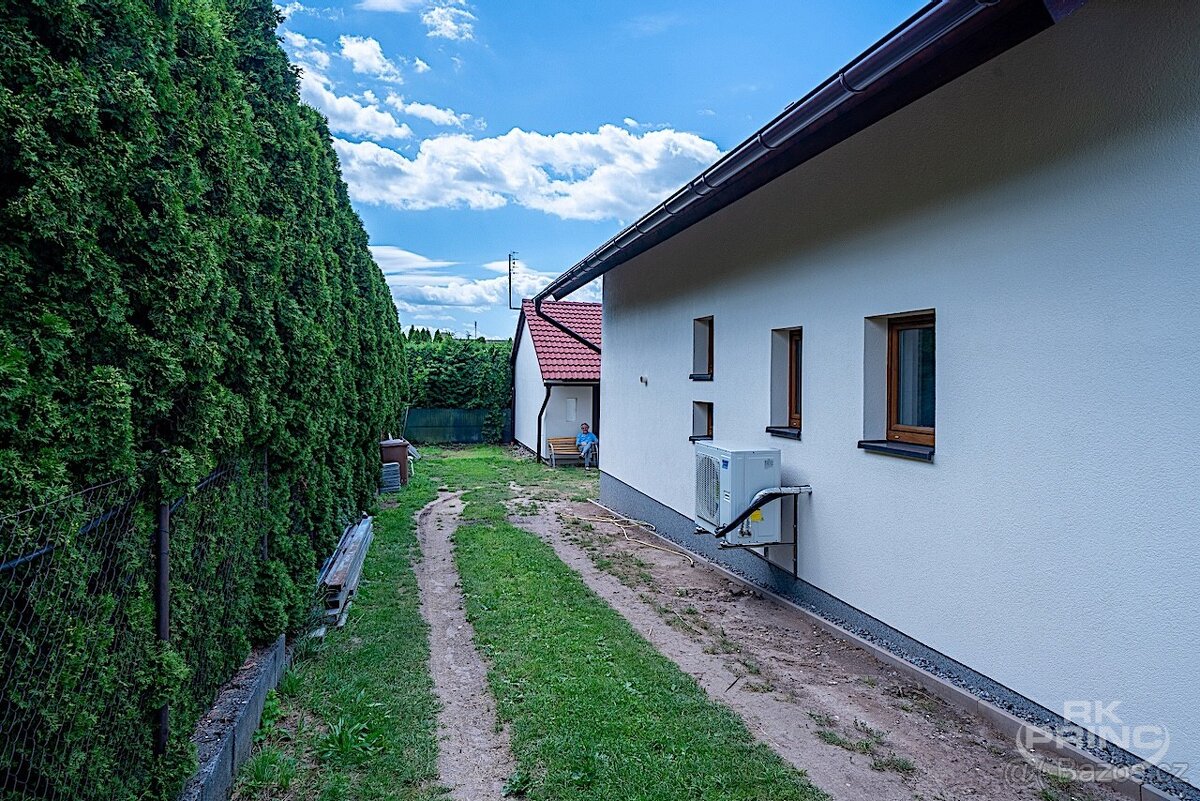 Rodinný dům 5+1 na pozemku 1.005 m2 Poříčany, okr. Kolín. - 18