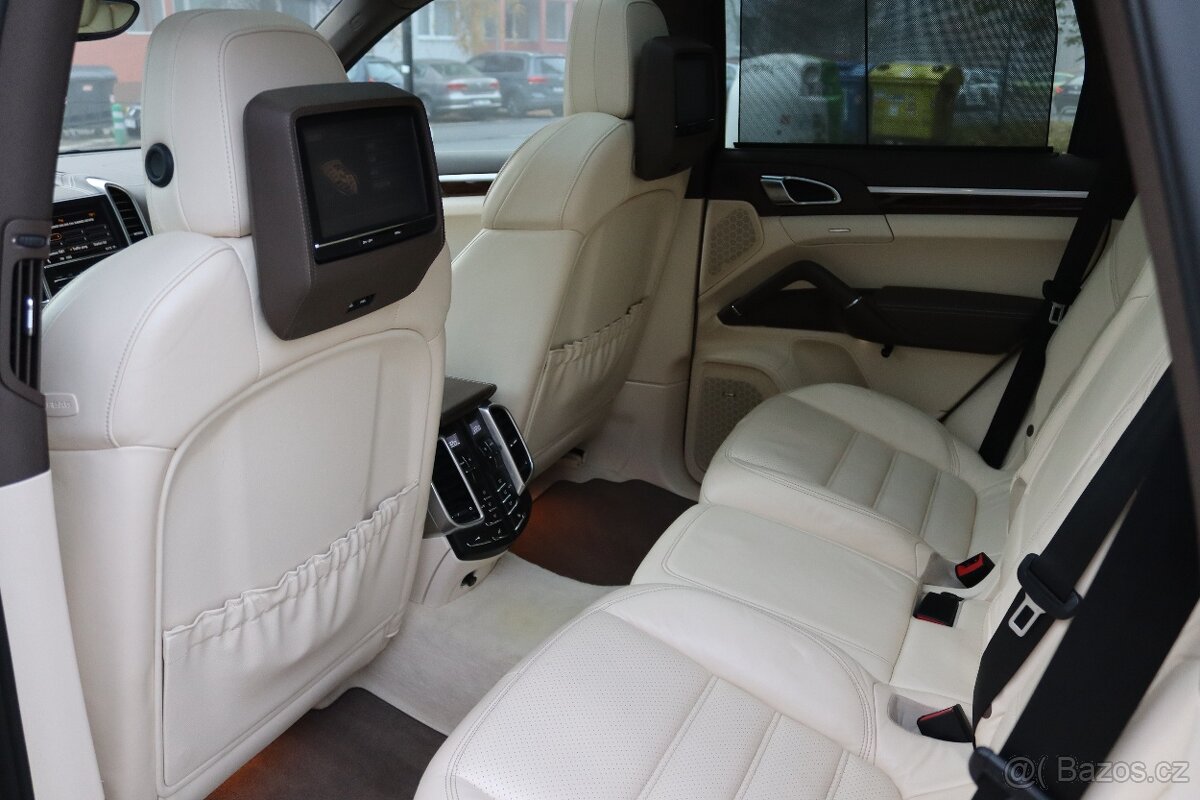 PORSCHE CAYENNE S 4.8 V8 4X4 294kW - 18