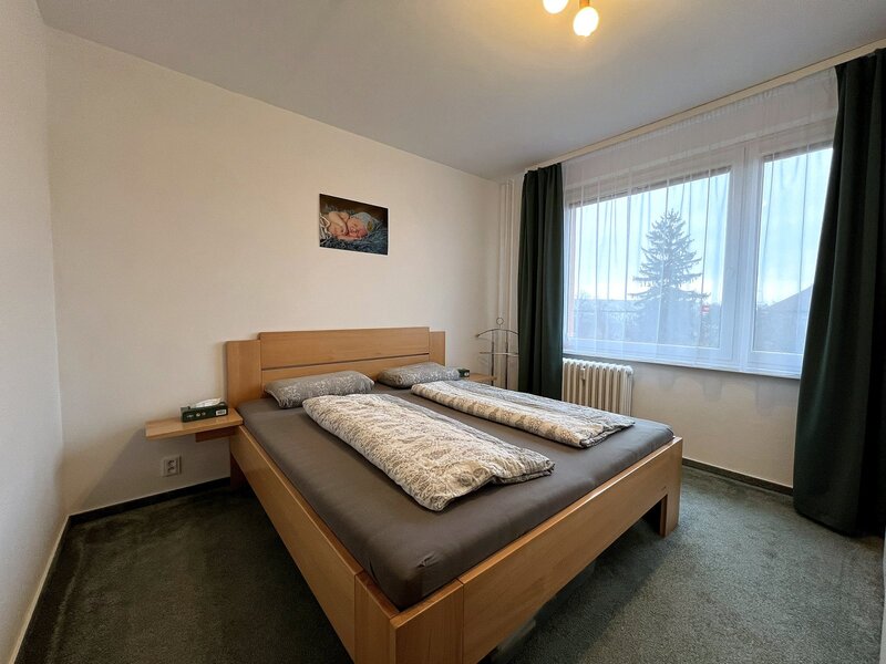 Prodej bytu 4+1 s lodžií, 87 m², po kompletní rekonstrukci – - 18