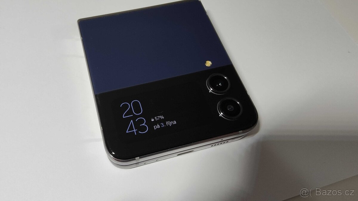 Samsung Galaxy Z Flip4 5G (F721B) 8GB/256GB, Bespoke Edition - 18