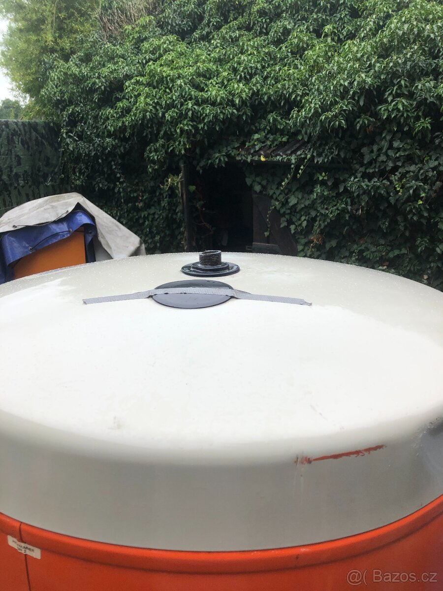 Prodám litinový kotel na olej 15-22 Kw - 18