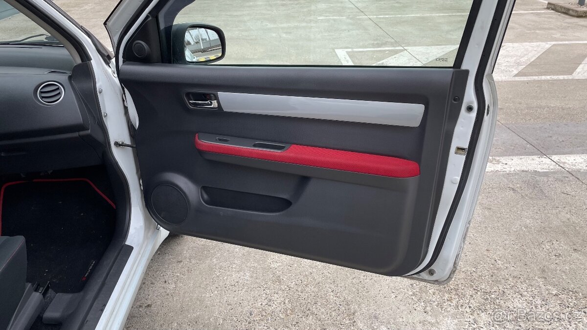 SUZUKI SWIFT 1.6i SPORT NAVIGACE - 18