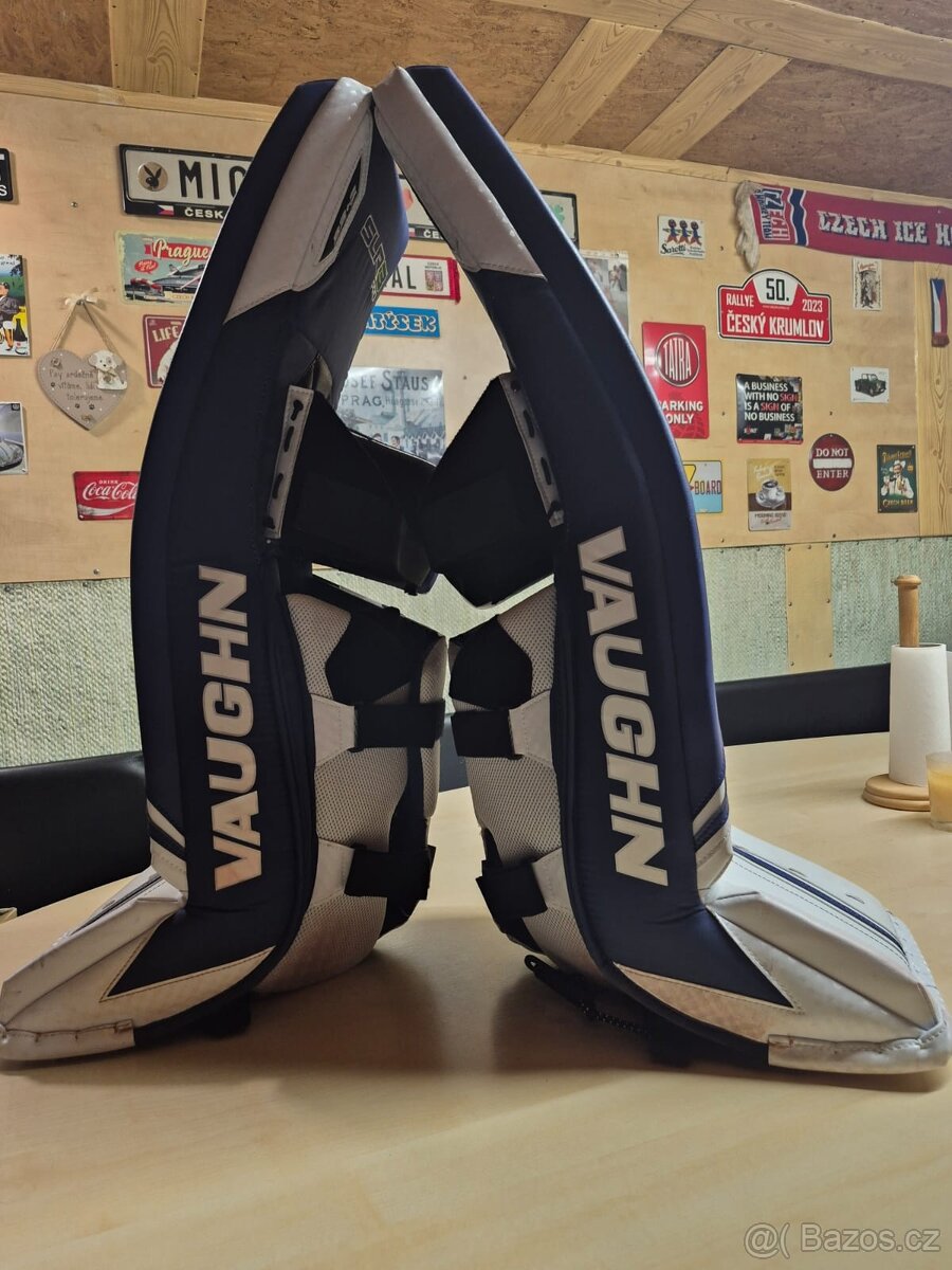 Brankářský set VAUGHN SENIOR - 18