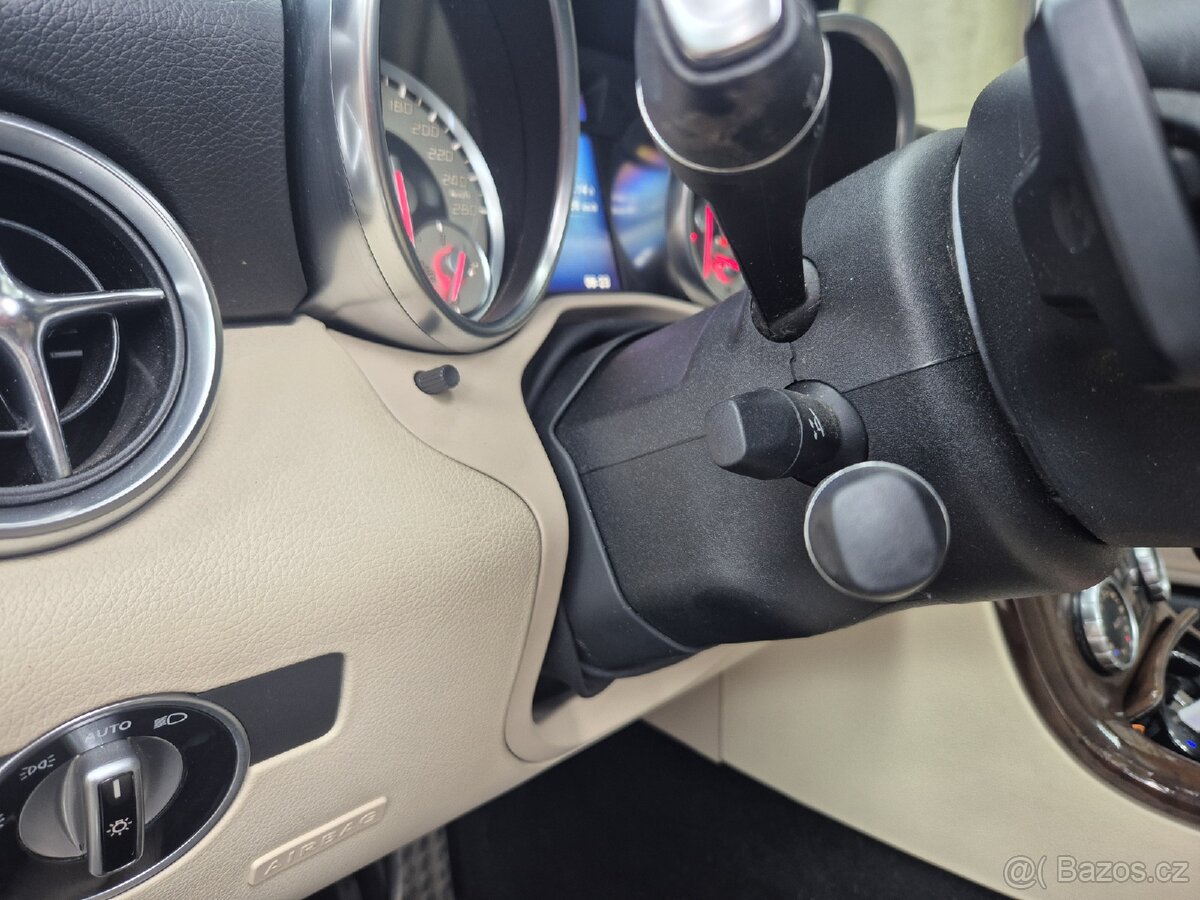 Mercedes SLK 350 AMG - 18