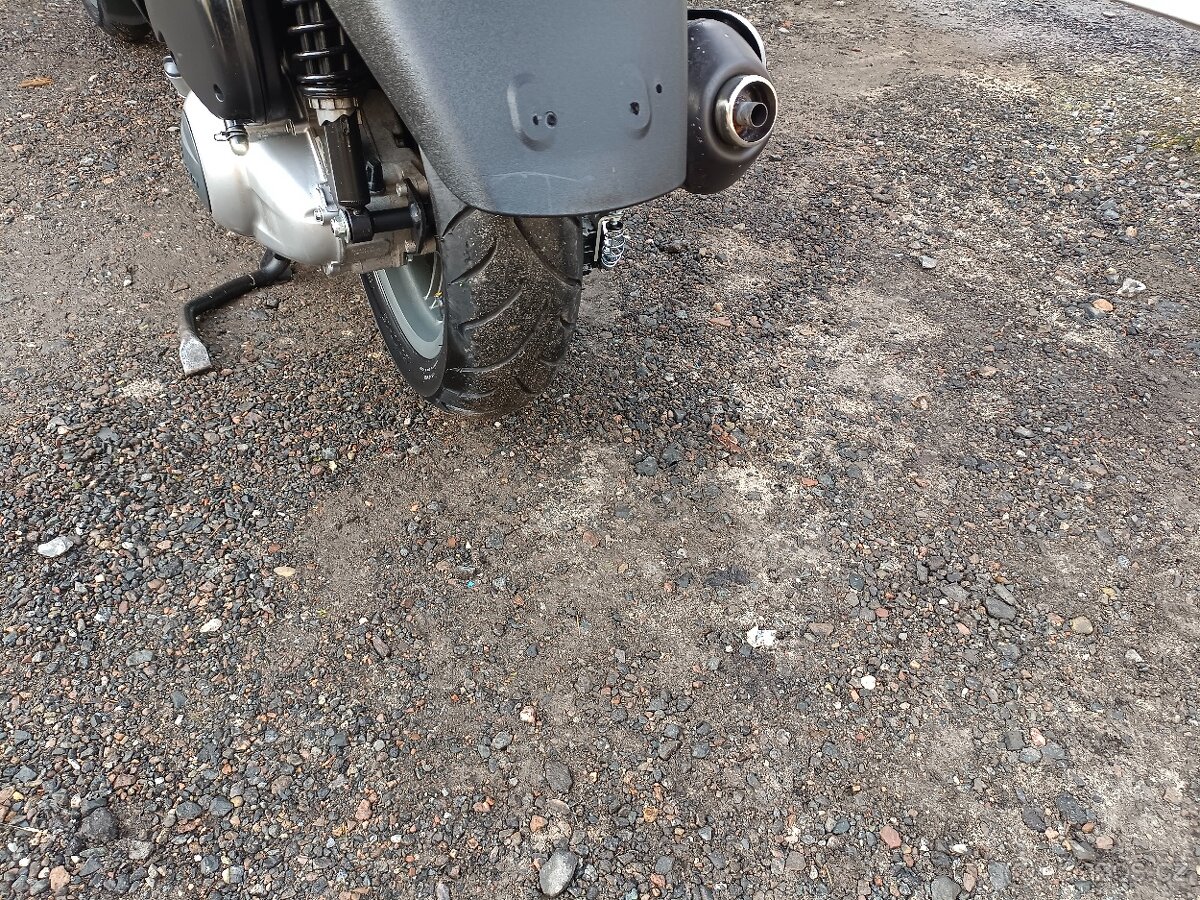 Piaggio mp3 125 Cz doklady v ceně - 18