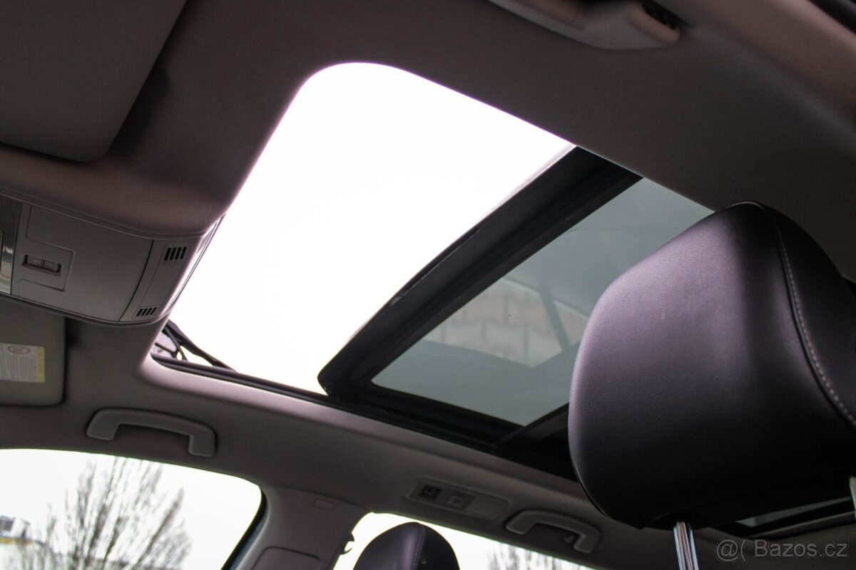 Volkswagen Golf Variant 2.0 TDI BMT 150k Highline - 18