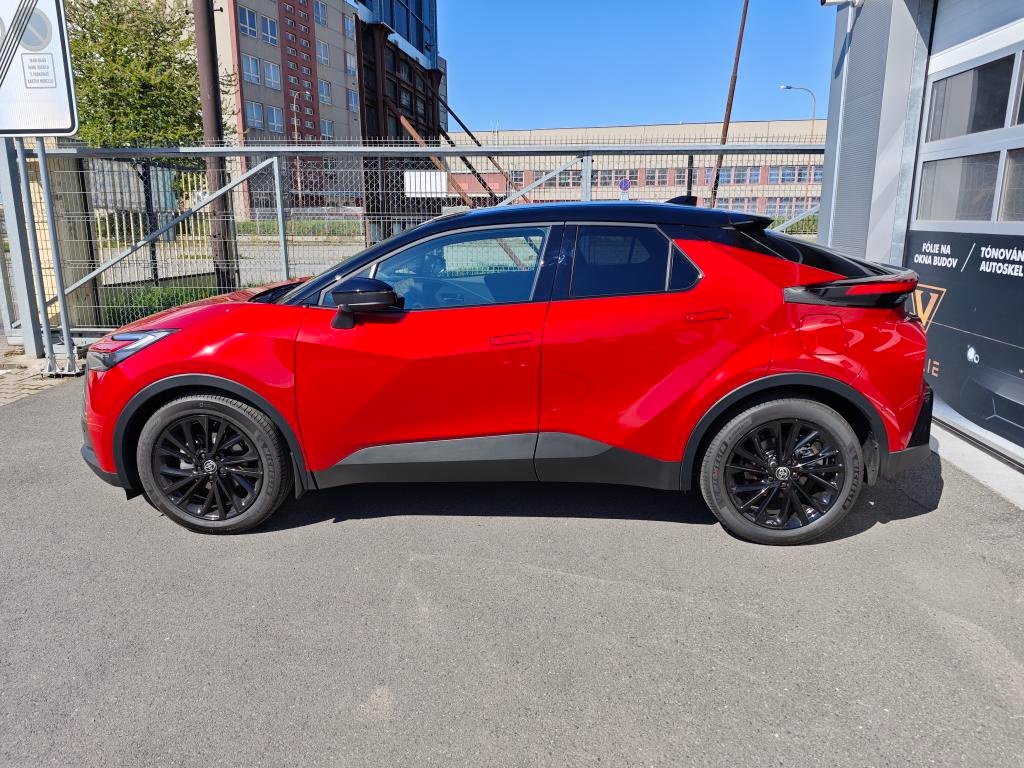 Toyota C-HR GR SPORT 2.0 HEV Hybrid - 18