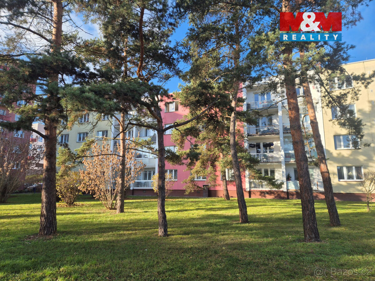 Prodej bytu 2+1, 49 m², Beroun, ul. Košťálkova, lodžie - 18