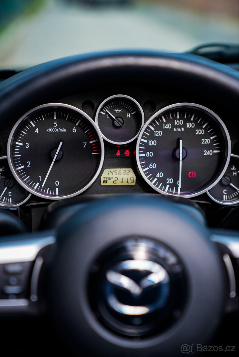 Mazda MX-5 Miata 2006 | 1.8 - 18
