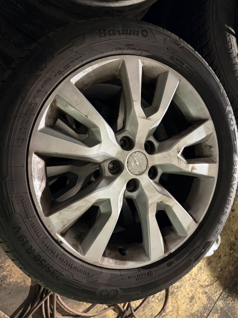 Opel Antara 2.2 CDTi 2016 MAX VÝBAVA - 18