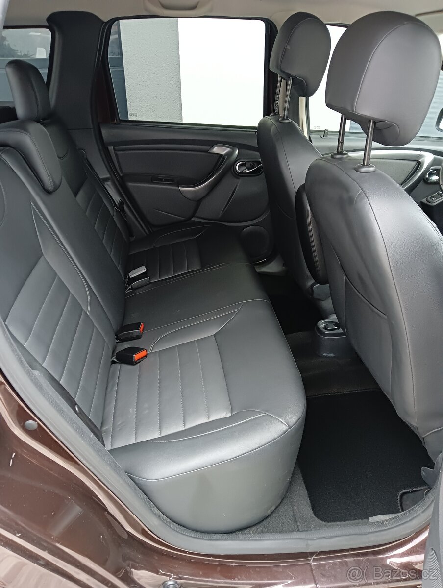 Dacia Duster 1.6 i Prestige - 18