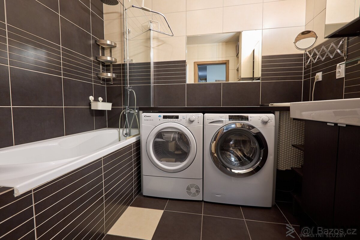 Prodej bytu 3+kk s terasou a zahrádkou( 120,0 m²) ,ul.  Kláš - 18