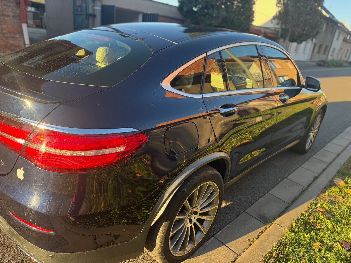 Mercedes Benz 250 Coupe AMG - 18