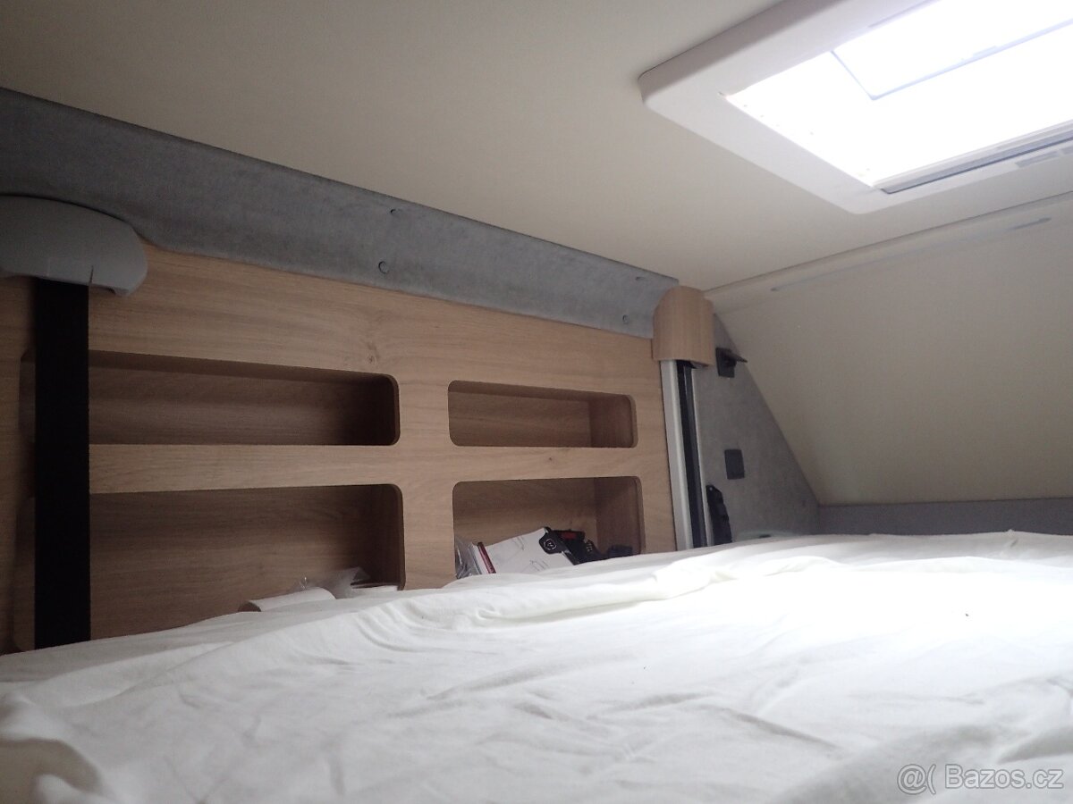 Obytná Vestavba (zánovní) L4H3 pro 4 osoby RV EVO - 18