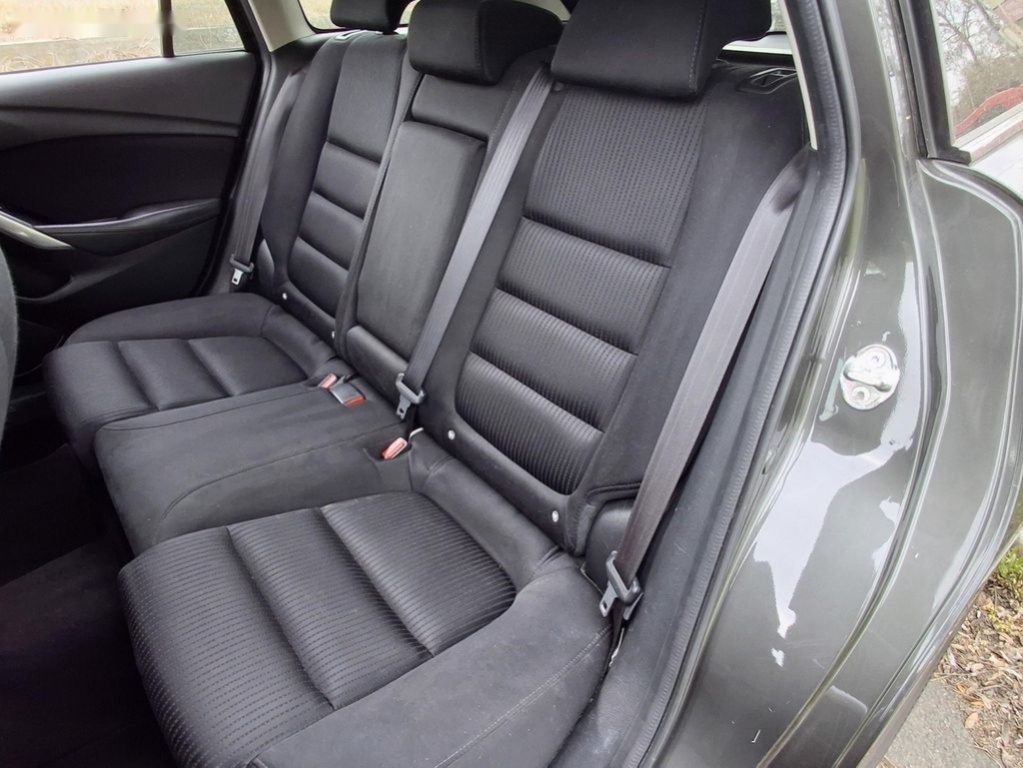 Mazda 6,2.0 benzin Facelit 1. majitel - 18