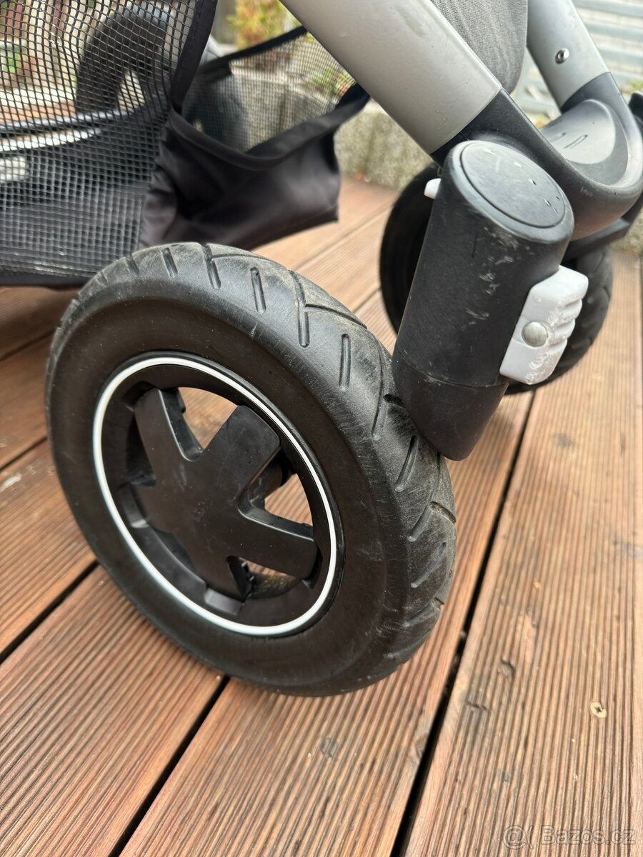 2 v 1 kočárek MAXI COSI MURA 4 PLUS (korba + sporťák + přísl - 18