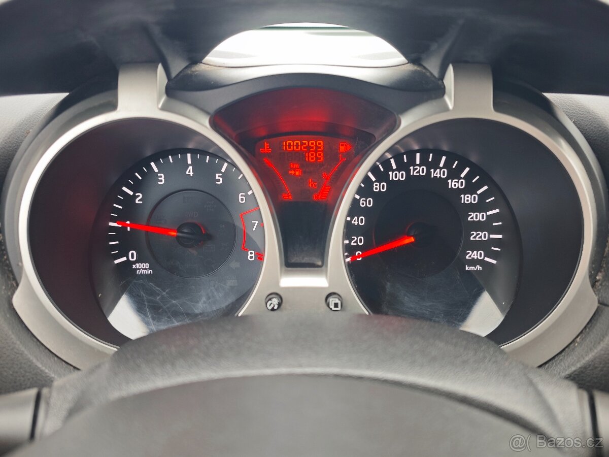 Juke Acenta 1.6i 86kW po 1. majiteli - 18