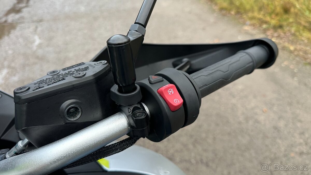 Moto 800MT Touring r.v. 2023 - 18