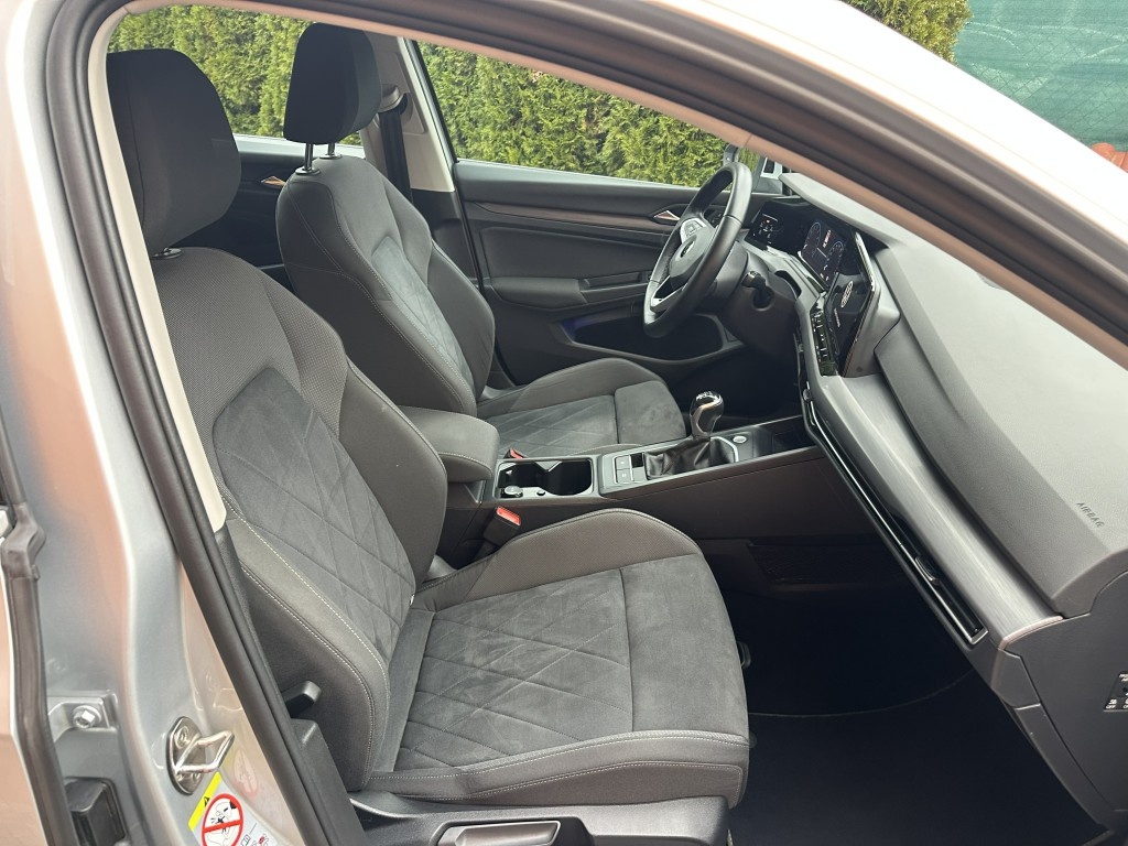 VW Golf 1.5 TSi 110kW serviska - 18