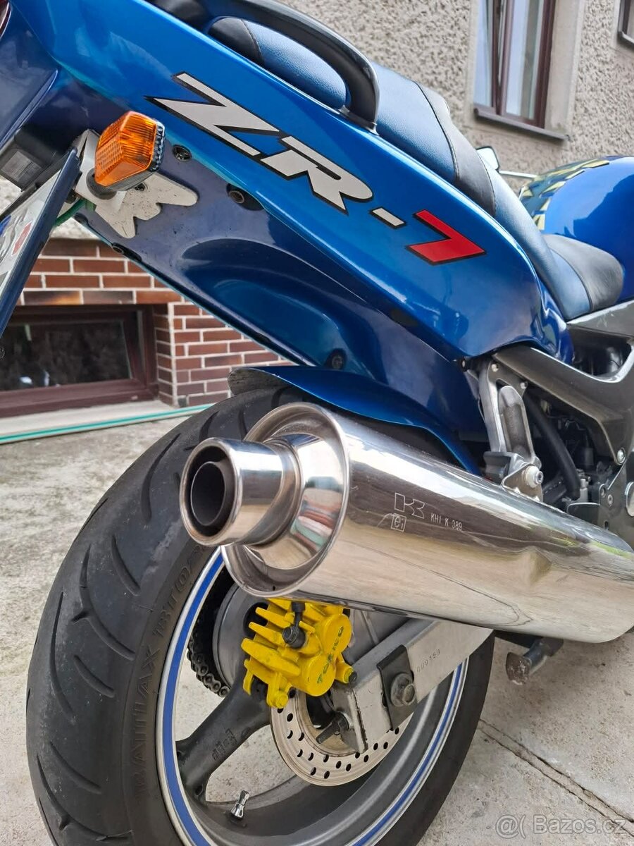 Kawasaki ZR-7 - 18