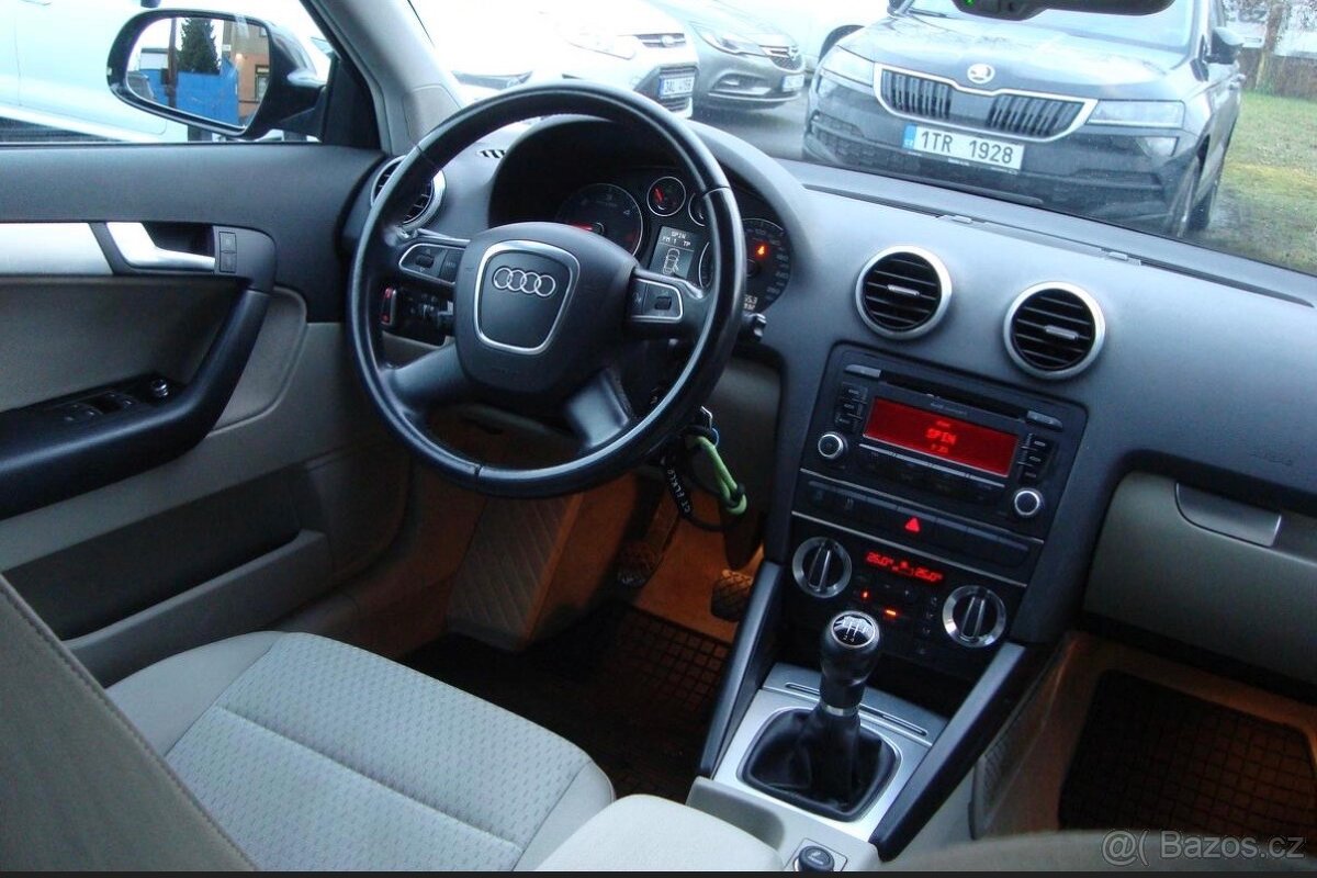Audi A3 Spotrtback,1.6 TDi, Facelift - 18