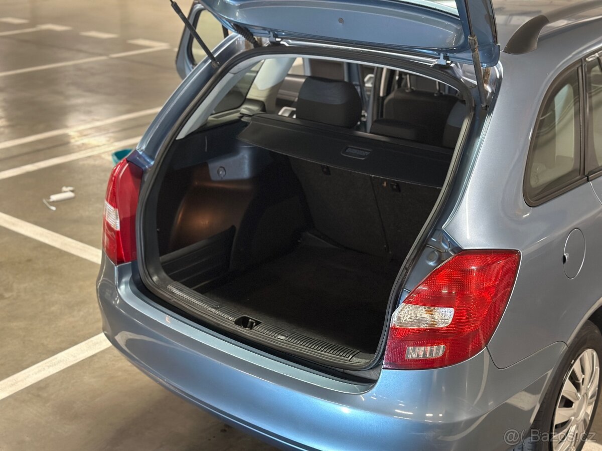 Škoda Fabia 1.2 HTP, 51 KW Ambiente – kombi, klima, tempomat - 18