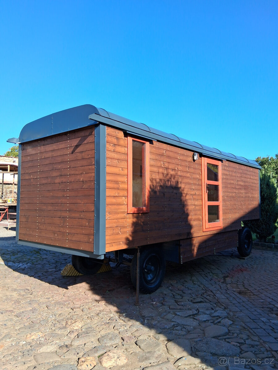 Prodám Maringotku Klasika Oblá střecha 7 metru - 18