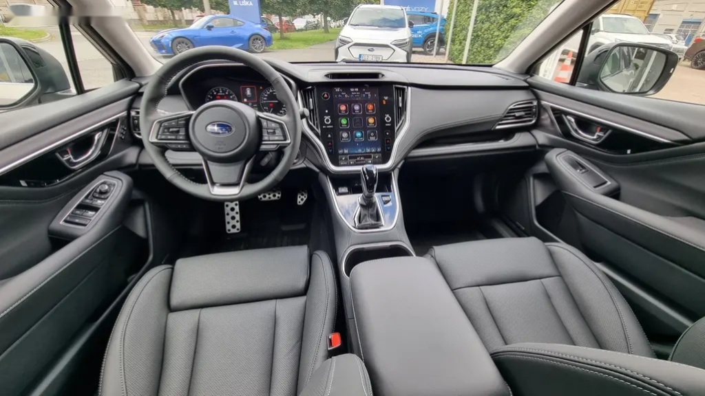 Subaru Outback, 2,5CVT Touring + Harman K. - 18