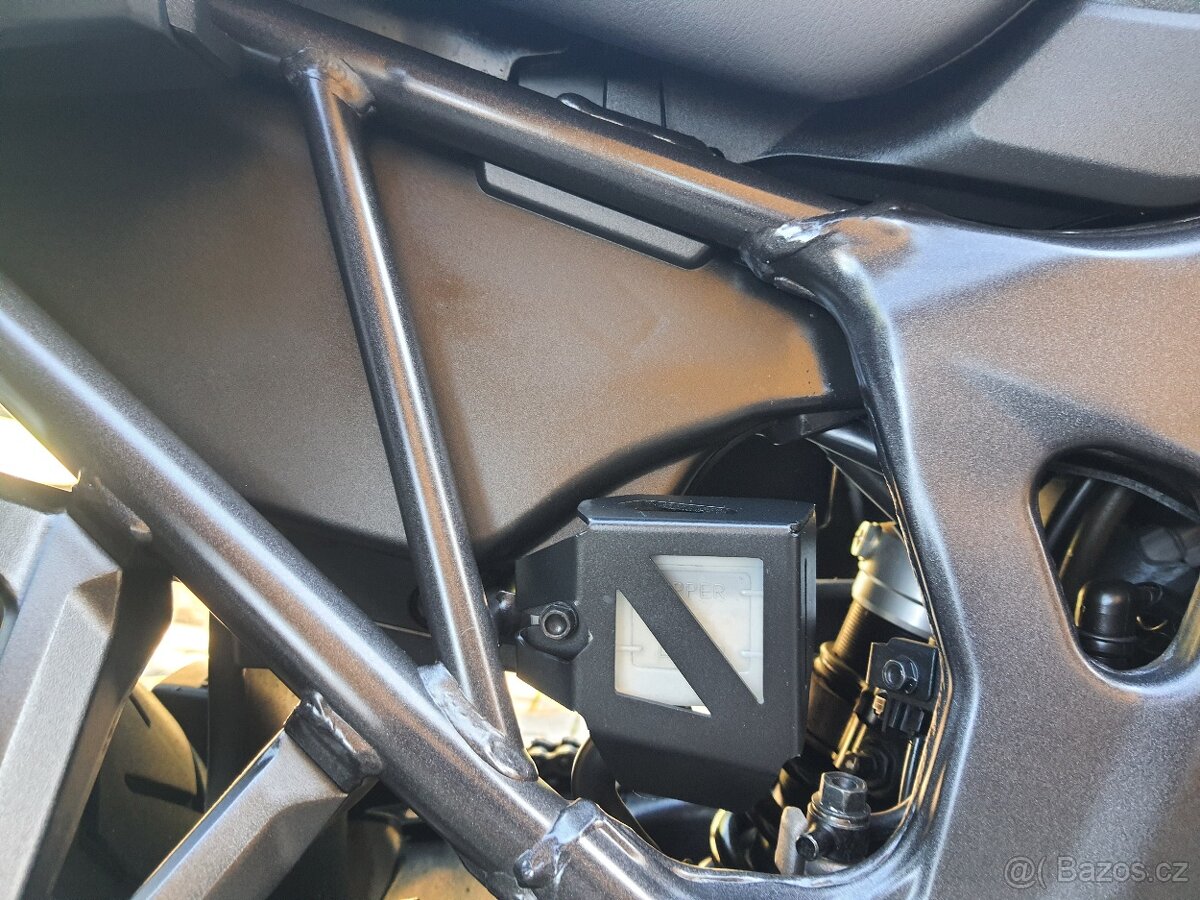 Honda CRF 1000 L Africa Twin ABS - DCT - SUPER STAV + VÝBAVA - 18