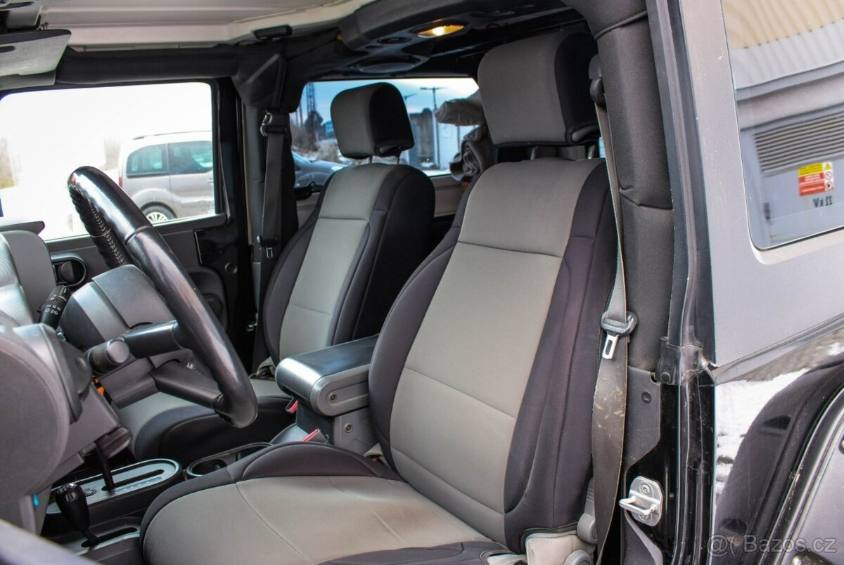 Jeep Wrangler 2.8 CRD Sport A/T - 18