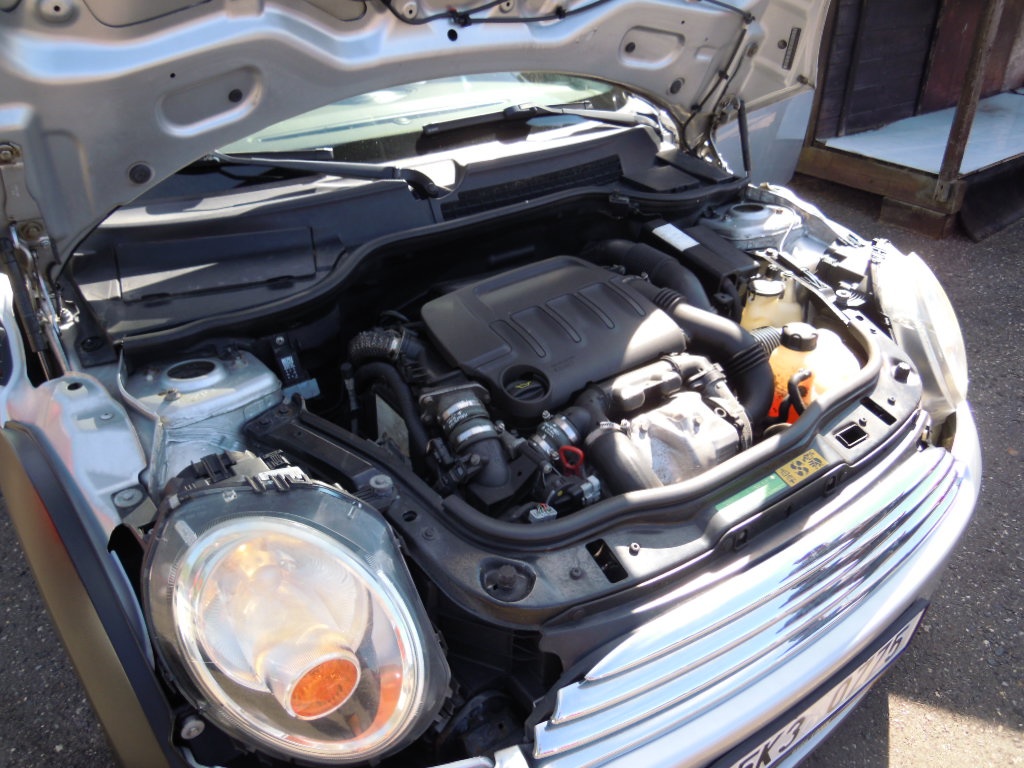 Mini Cooper 1.6D 80kw(109hp) r.v.12/2009 - 18