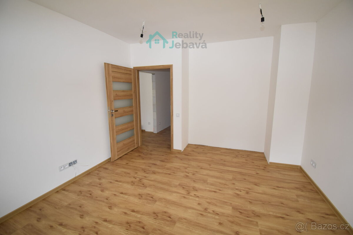 Prodej hrubé stavby RD 4+kk 143 m2, pozemek 520 m2, Klenovk - 18