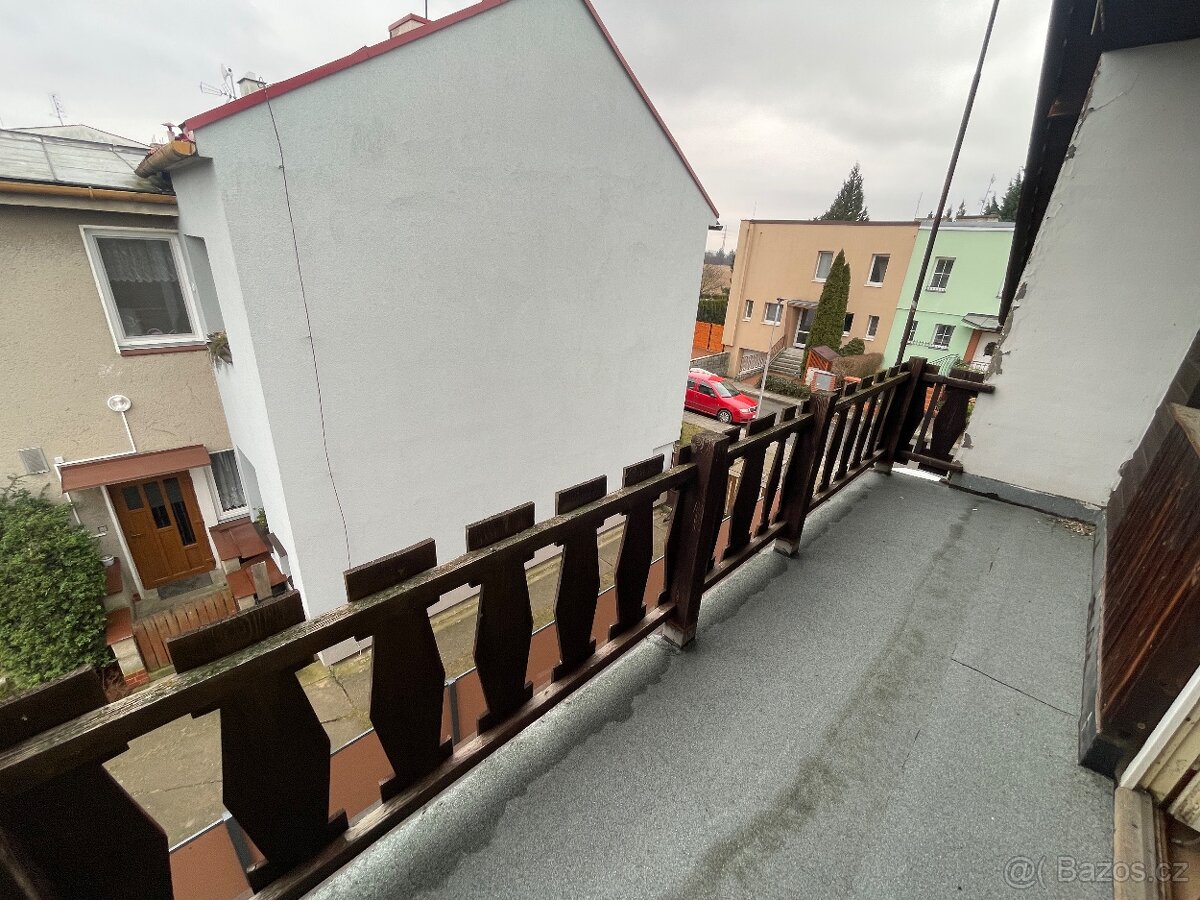 Prodej dvougeneračního domu 4+kk, 3+kk Olomouc, Nemilany - 18