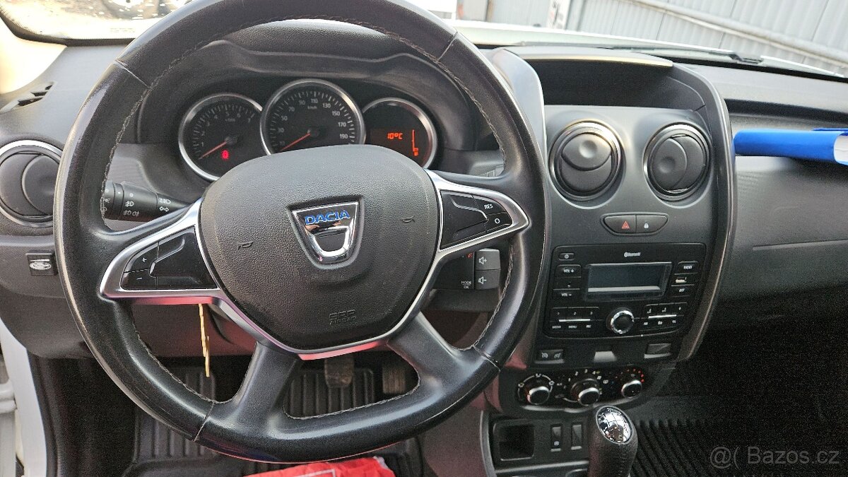 DACIA DUSTER 1,6 i + LPG - 18