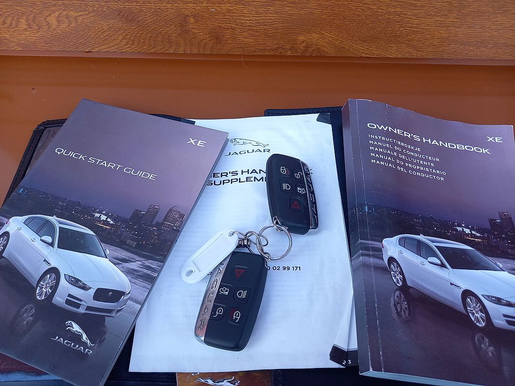 Jaguar XE 2.0D R-Sport Klima+Automat+Navi - 18